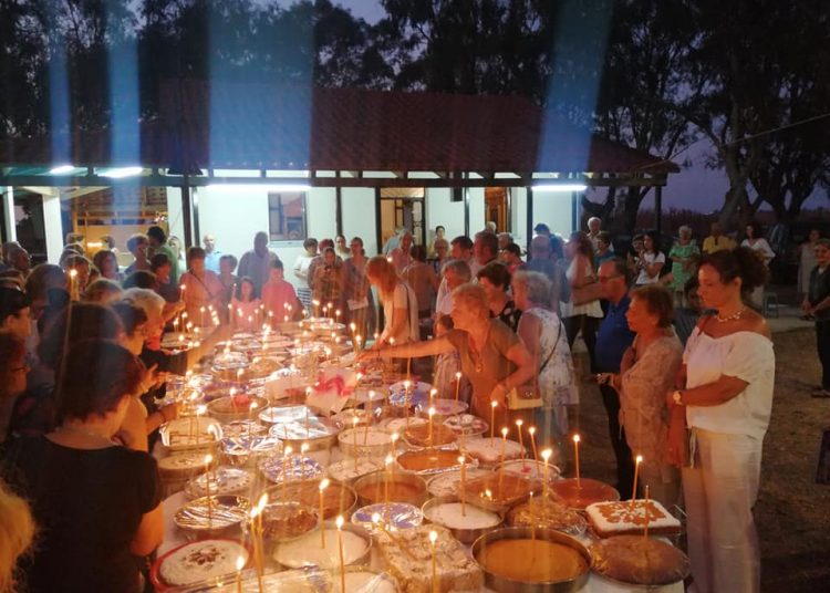 Του Αγίου Φανουρίου σήμερα -Γιατί φτιάχνουν Φανουρόπιτες, τι ζητούν