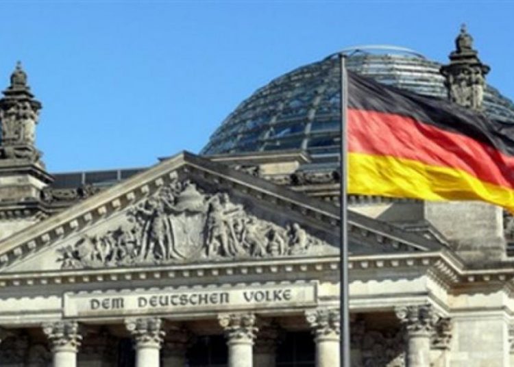 Δεν φαντάζεστε πόσα λεφτά κέρδισε η Γερμανία από την ελληνική οικονομική κρίση