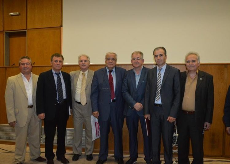 Κατάμεστη η αίθουσα για την ομιλία του Διον.Σιμόπουλου στον Πύργο(φωτο)