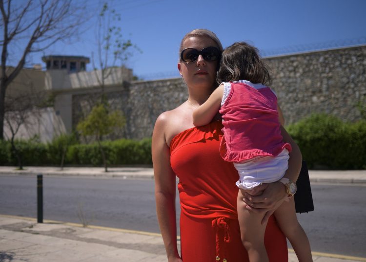 Το πολυσυζητημένο ντοκιμαντέρ «Τα κορίτσια της Χρυσής Αυγής» προβάλλεται την Τετάρτη 16 Μαΐου 22:00 στο CineCinema στην Αμαλιάδα