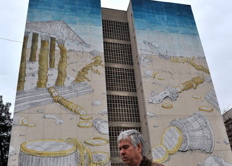 «Ξεμένει από καύσιμα» η ανάπτυξη – «Καμπανάκι» για τις επενδύσεις