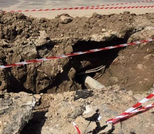 ΠΥΡΓΟΣ: Εντοπίσθηκε από την ΔΕΥΑΠ πολύ μεγάλη ζημιά σε κεντρικό αγωγό ύδρευσης και επισκευάζεται (Νεότερα)