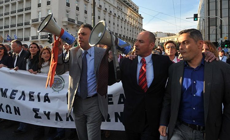 Αναδρομικό χαράτσι για 300.000 άτομα – Ποιοι και πόσα θα πληρώσουν