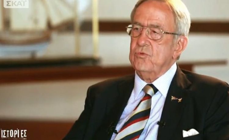 Κωνσταντίνος: «Δεν είμαι πρώην – Είμαι ο βασιλεύς Κωνσταντίνος»