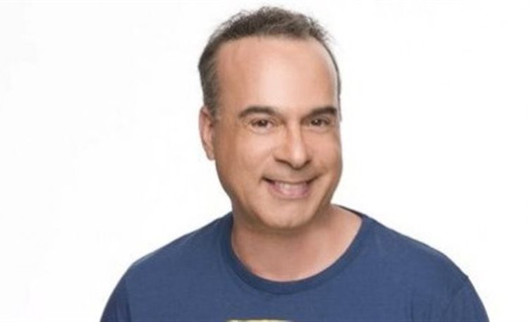 Περιπέτειες για τον Φώτη Σεργουλόπουλο – Λουκέτο σε δύο μαγαζιά του