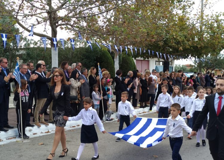 Με λαμπρότητα η παρέλαση της 28ης Οκτωβρίου στην Ζαχάρω