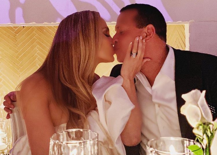 Jennifer Lopez – Alex Rodriguez: Το λαμπερό πάρτι αρραβώνων τους στο Los Angeles! [pics]