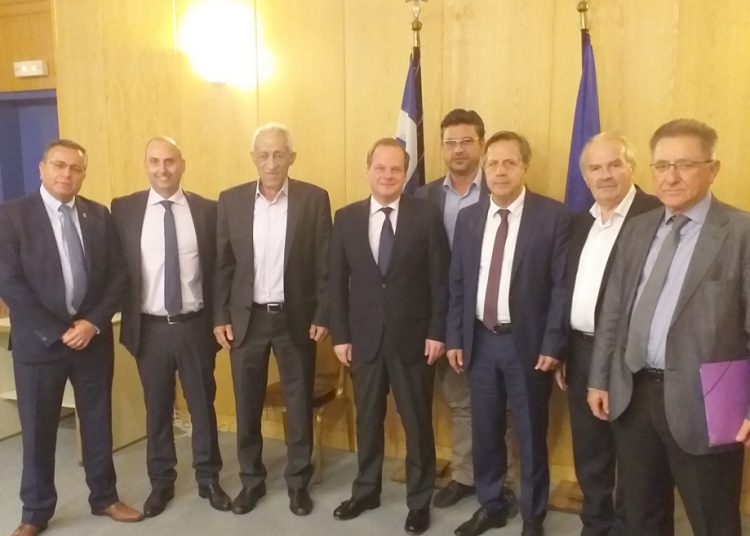 Δέσμευση Καραμανλή στους Δημάρχους της Ηλείας, εκτός Δημάρχου Πύργου, για την υλοποίηση του δρόμου Πάτρα – Πύργος. Οι δυο λύσεις – Ικανοποίηση από τους Δημάρχους