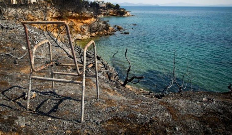 Δήμαρχος Ραφήνας: «Θα έχουμε 120 νεκρούς από τις φωτιές! Συγκαλύπτουν τους πραγματικούς ενόχους»!