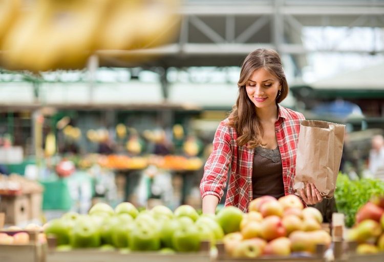 Ξέρεις ποιο φρούτο πρέπει πάση θυσία να αγοράζεις βιολογικό;