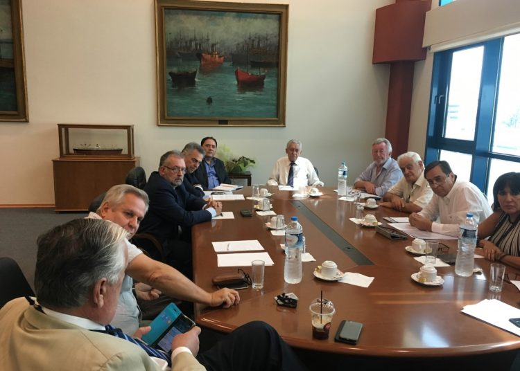 Πρωτοβουλία του νέου Υπουργού Εμπορικής Ναυτιλίας για συνάντηση με το ΔΣ της Ε.ΛΙΜ.Ε.