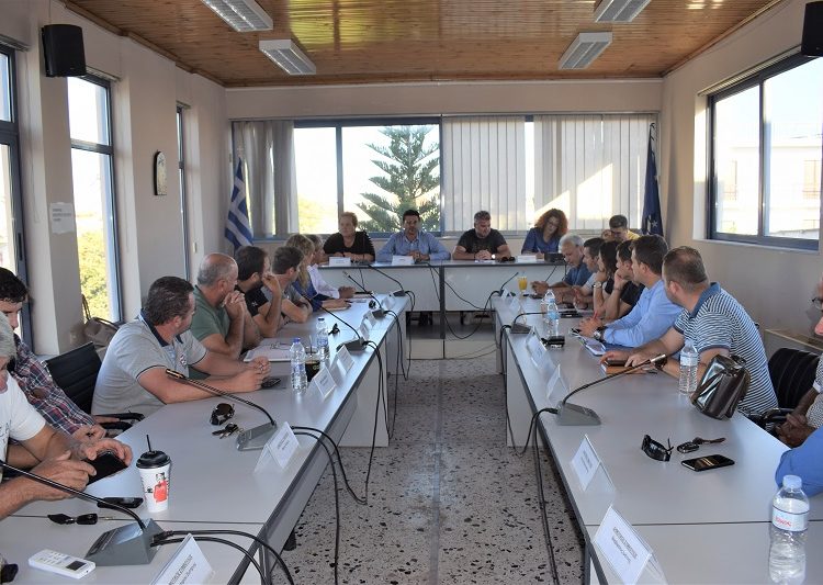 Συνάντηση Λέντζα με τους Προέδρους των Κοινοτήτων