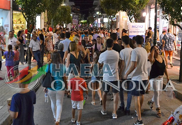 Χιλιάδες κόσμος “αγκάλιασε” την 2η Λευκή Νύχτα Πύργου (φωτο-βίντεο)