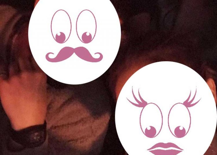 Έρωτας πολλών καρατίων: Της αγόρασε διαμαντένιο κολιέ αξίας 95.000 ευρώ!