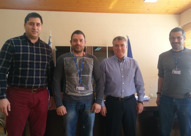 ΔΗΜΟΣ ΑΝΔΡΑΒΙΔΑΣ – ΚΥΛΛΗΝΗΣ: Επίσκεψη από τον υπεύθυνο Επικοινωνίας της κινητής Μονάδας International Organization For Migration (IOM)