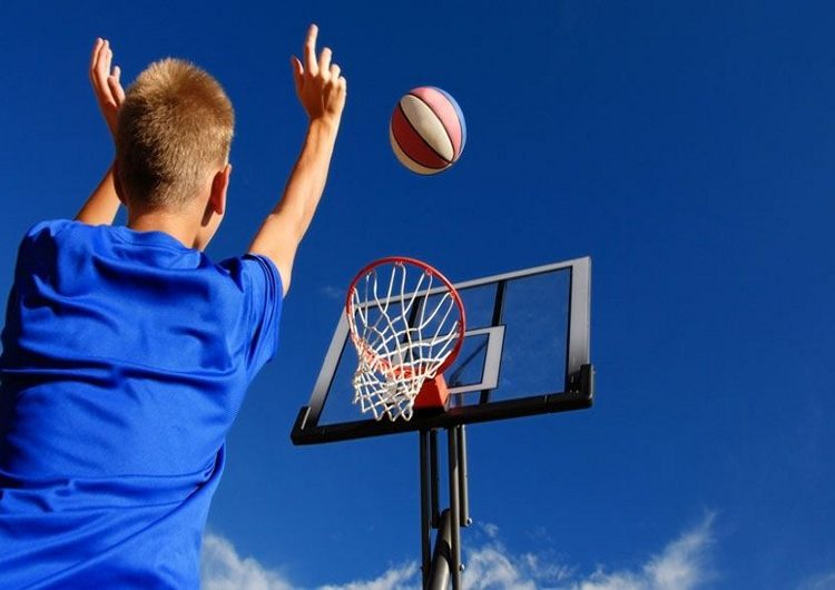 19χρονος από τα Λεχαινά «έσβησε» την ώρα που έπαιζε μπάσκετ