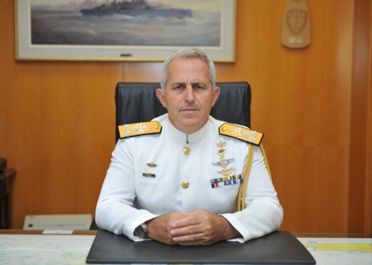 Νέος Υπουργός Εθνικής Άμυνας ο Αρχηγός ΓΕΕΘΑ Ναύαρχος Ευάγγελος Αποστολάκης