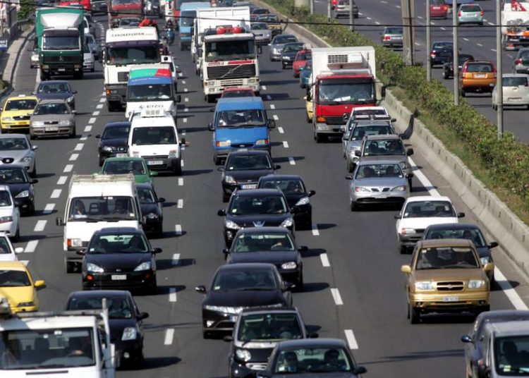 Δείτε τι περιμένει όσους κυκλοφορούν με ανασφάλιστο όχημα ή δεν έχουν περάσει ΚΤΕΟ