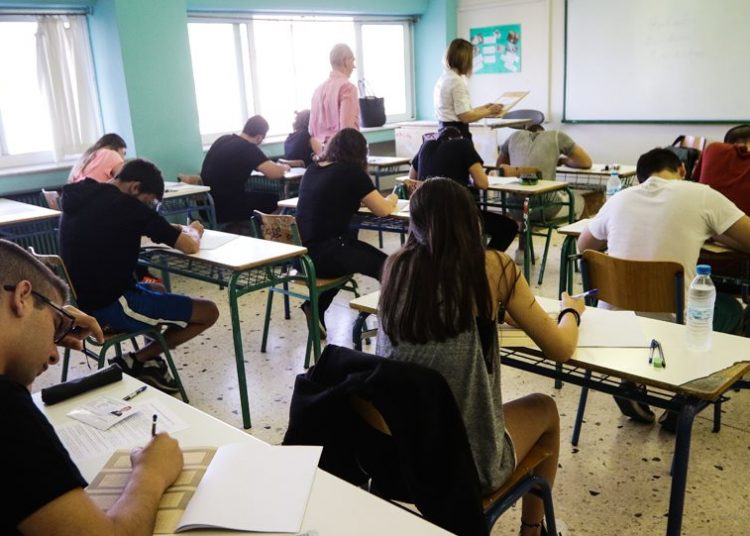 Γαβρόγλου: Ανακοινώνεται το νέο σύστημα εισαγωγής στα πανεπιστήμια – Ποιά τα νέα τμήματα