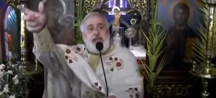 Ιερέας τα «ψέλνει» σε βουλευτές -«Όλοι οι άθεοι παίρνουν συντάξεις 7-8 χιλιάδες ευρώ το μήνα»