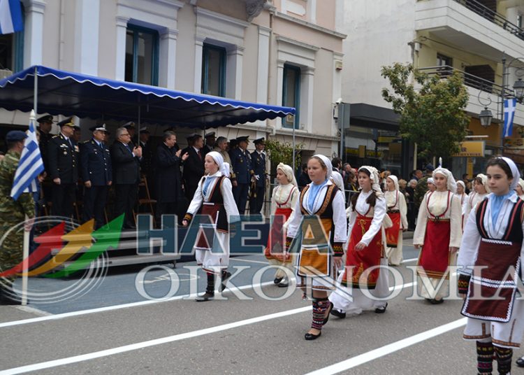 Με λαμπρότητα η παρέλαση στον Πύργο για την 25η Μαρτίου 1821 (βίντεο -φωτο)