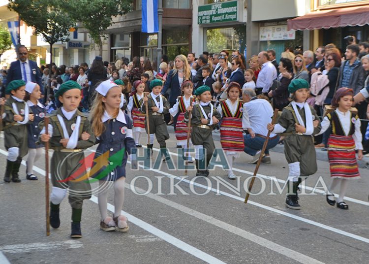 Πύργος: Με μεγάλη παρέλαση γιορτάστηκε η 28η Οκτωβρίου (ΦΩΤΟ)