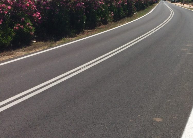 Δημοπρατείται με 2,6 εκατομμύρια ευρώ η «Συντήρηση οδικών αξόνων από Κατάκολο-Αγ. Ανδρέα-Σκουροχώρι-Μυρτιά προς Αγ. Ηλία και Δουνέικα-Αμαλιάδα»