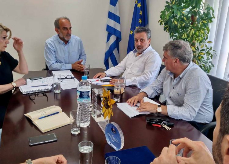 Συνάντηση του Περιφερειάρχη Απόστολου Κατσιφάρα  με τον Δήμαρχο Ανδραβίδας – Κυλλήνης  Ναμπίλ Μοράντ  Γραφείο Πληροφόρησης Τουριστών και στο Λιμάνι της Κυλλήνης