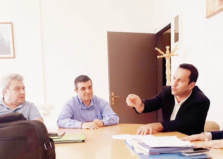 Συνάντηση του Αντιπεριφερειάρχη Αγροτικής Ανάπτυξης  Κωνσταντίνου Μητρόπουλου στο Υπουργείο για τους Τ.Ο.Ε.Β.