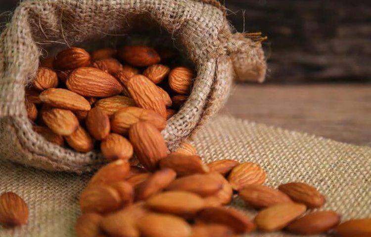 Προσοχή: Αυτές τις 9 τροφές δεν πρέπει ποτέ να τις τρώτε ωμές