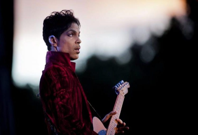 Ανατριχιαστικές φωτογραφίες από το σπίτι όπου πέθανε ο Prince