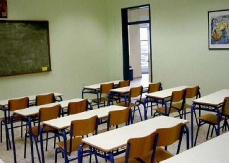 Δύο εκατ. ευρώ το πρόγραμμα της Περιφέρειας Δυτικής Ελλάδας για τον εκσυγχρονισμό του εξοπλισμού των σχολικών μονάδων
