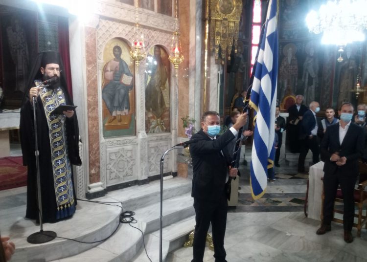 Δήμο Πηνειού: Τη Γαλανόλευκη ύψωσε ο δήμαρχος Ανδρέας Μαρίνος