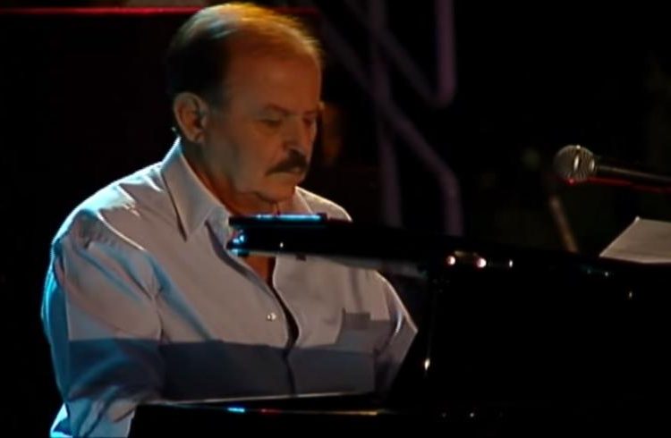 Πέθανε ο μεγάλος μουσικοσυνθέτης Γιάννης Σπανός