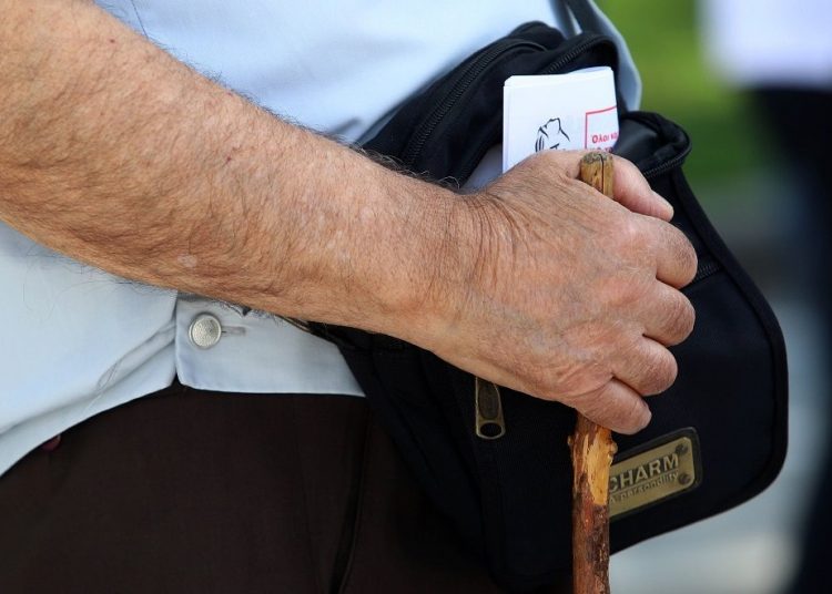 Δέκα κατηγορίες στην έξοδο με τα νέα όρια-Ποιοι κλειδώνουν τη σύνταξη