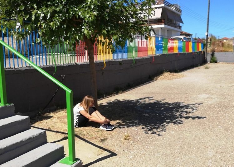 Βίντεο : Οι μαθητές του Δημοτικού Σκουροχωρίου λένε όχι στον Σχολικό αποκλεισμό