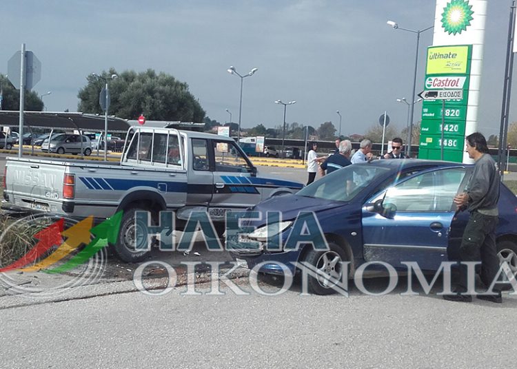 Πύργος: Πλαγιομετωπική σύγκρουση στον παράδρομο της Ε.Ο.Πατρών-Πύργου