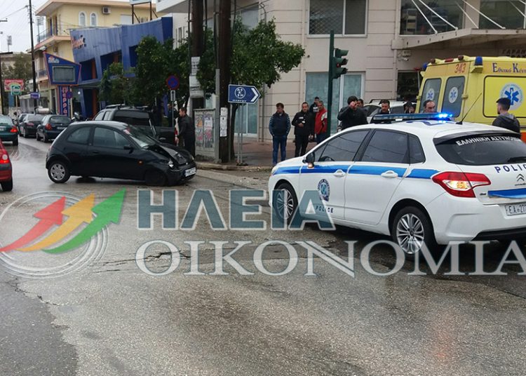 ΠΥΡΓΟΣ: Σύγκρουση δύο Ι.Χ με τραυματίες στα φανάρια της Ερ. Σταυρού