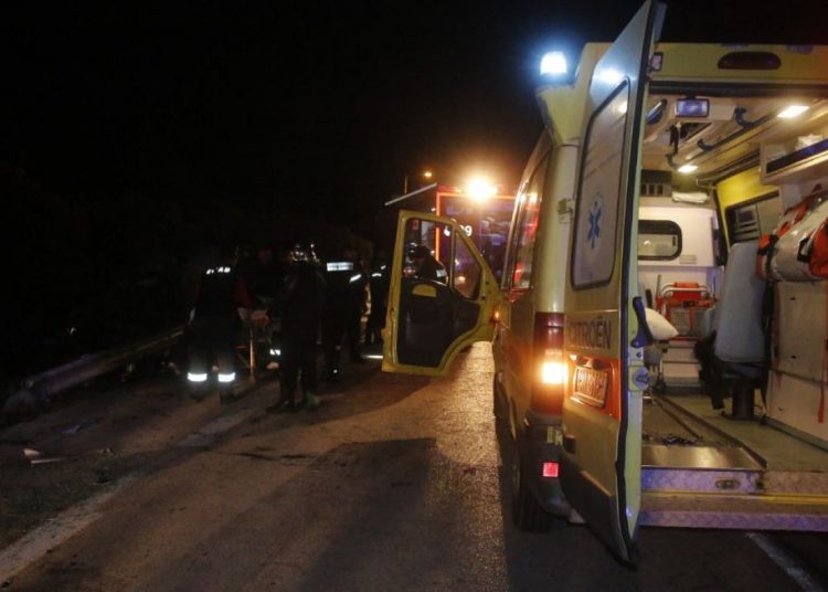 Τροχαίο με εγκλωβισμό στην Πατρών – Πύργου