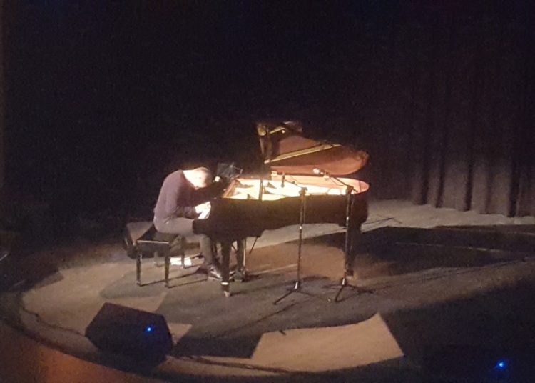 ΔΗΜΟΣ ΗΛΙΔΑΣ: Με μεγάλη επιτυχία το κοντσέρτο του πιανίστα Χρήστου Τσατσαμπά