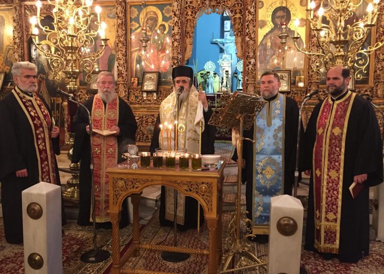 Με Ιερή κατάνυξη το προέρτιο Ευχέλαιο για τον Πολιούχο του Πύργου Άγιο Χαράλαμπο