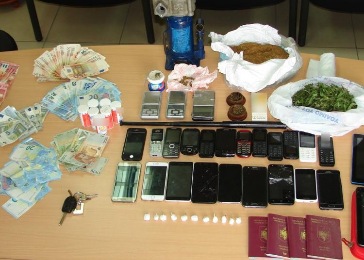 Εξαρθρώθηκε εγκληματική οργάνωση που διακινούσε ναρκωτικά στην Ηλεία.  Συνελήφθησαν έντεκα μέλη της