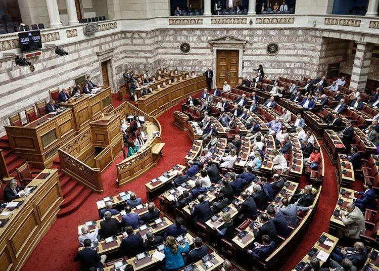 Aπορρίφθηκε η πρόταση δυσπιστίας κατά της κυβέρνησης