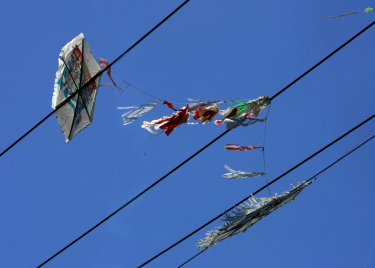 ΔΕΔΔΗΕ: Προσοχή στο πέταγμα των χαρταετών