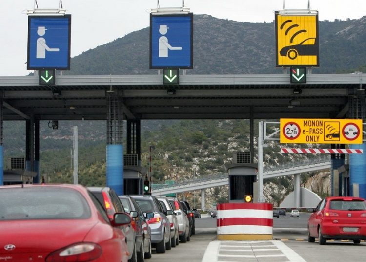 Σοκ για τα παλαιά ΙΧ – Έρχονται μέχρι και διόδια ανάλογα με τους ρύπους!