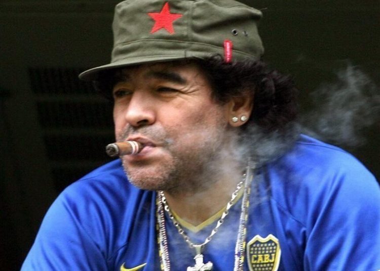 Ντιέγκο Μαραντόνα: Τα αυτοκίνητα του «Θεού» της μπάλας