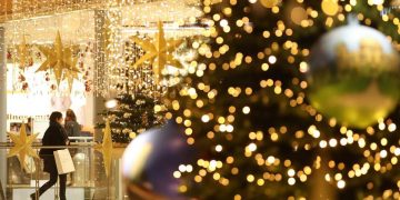 Πέτσας: Με ανοιχτά καταστήματα τα Χριστούγεννα – Πώς θα γίνει η άρση του lockdown