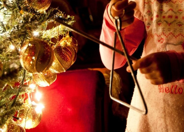 “Κομμένα” και τα κάλαντα λόγω κορωνοϊού