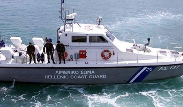 Έστειλαν στο Κατάκολο σκάφος με 64 παράτυπους μετανάστες παρά την αντίθετη γνώμη του Δήμου Πύργου