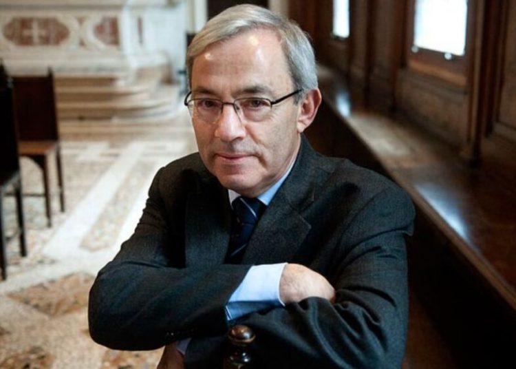 Πόρισμα Πισσαρίδη: Αλλαγές σε συντάξεις και όρια ηλικίας – Τι προβλέπει